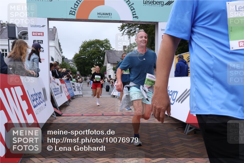 30.08.2026 - Blankeneser Heldenlauf Lena Gebhardt http://msf.ph/oto/10076979 30.08.2026 10:34:21 Ziel 5256, 5370, 5403, 5454, 5486, 5488, 5700 meine-sportfotos.de