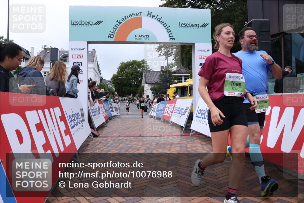 30.08.2026 - Blankeneser Heldenlauf Lena Gebhardt http://msf.ph/oto/10076988 30.08.2026 10:34:26 Ziel 5256, 5370, 5403, 5454, 5486, 5488 meine-sportfotos.de