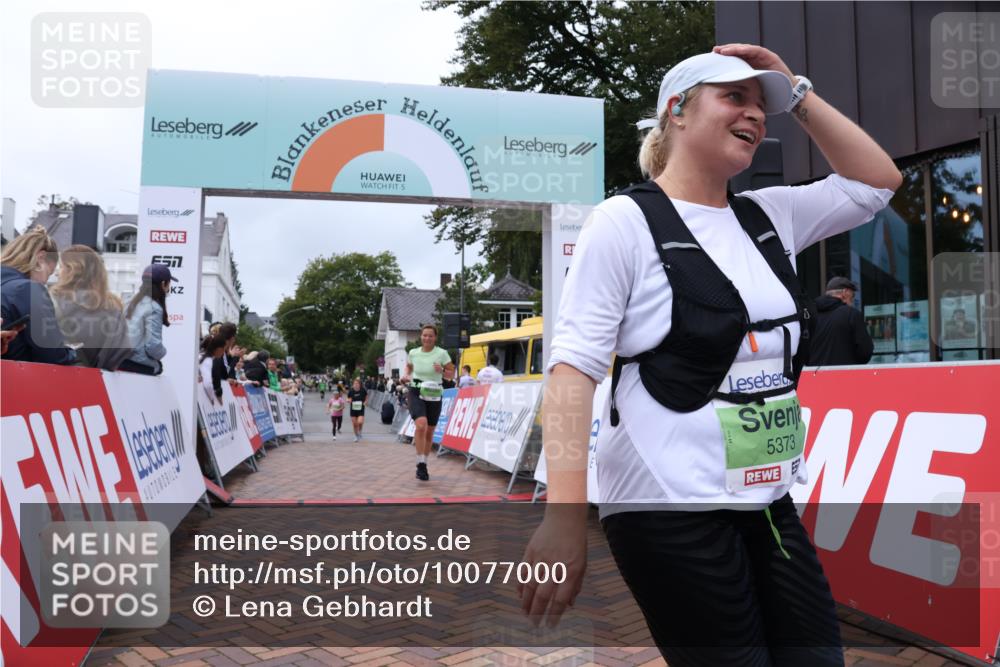 30.08.2026 - Blankeneser Heldenlauf Lena Gebhardt http://msf.ph/oto/10077000 30.08.2026 10:34:36 Ziel 5302, 5373, 5788 meine-sportfotos.de