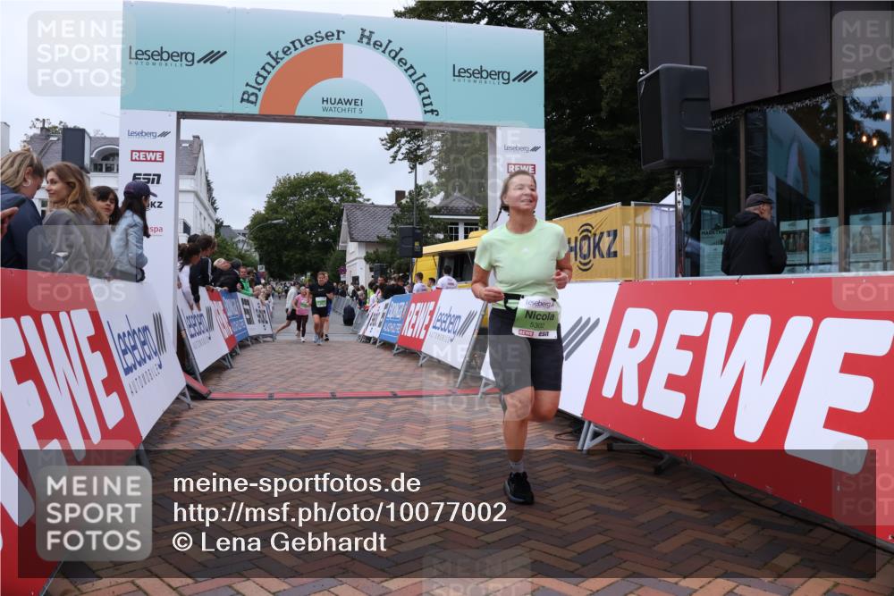 30.08.2026 - Blankeneser Heldenlauf Lena Gebhardt http://msf.ph/oto/10077002 30.08.2026 10:34:38 Ziel 5161, 5302, 5373, 5788 meine-sportfotos.de