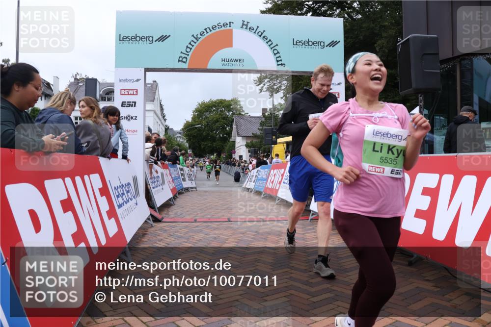 30.08.2026 - Blankeneser Heldenlauf Lena Gebhardt http://msf.ph/oto/10077011 30.08.2026 10:34:44 Ziel 5161, 5184, 5302, 5535 meine-sportfotos.de