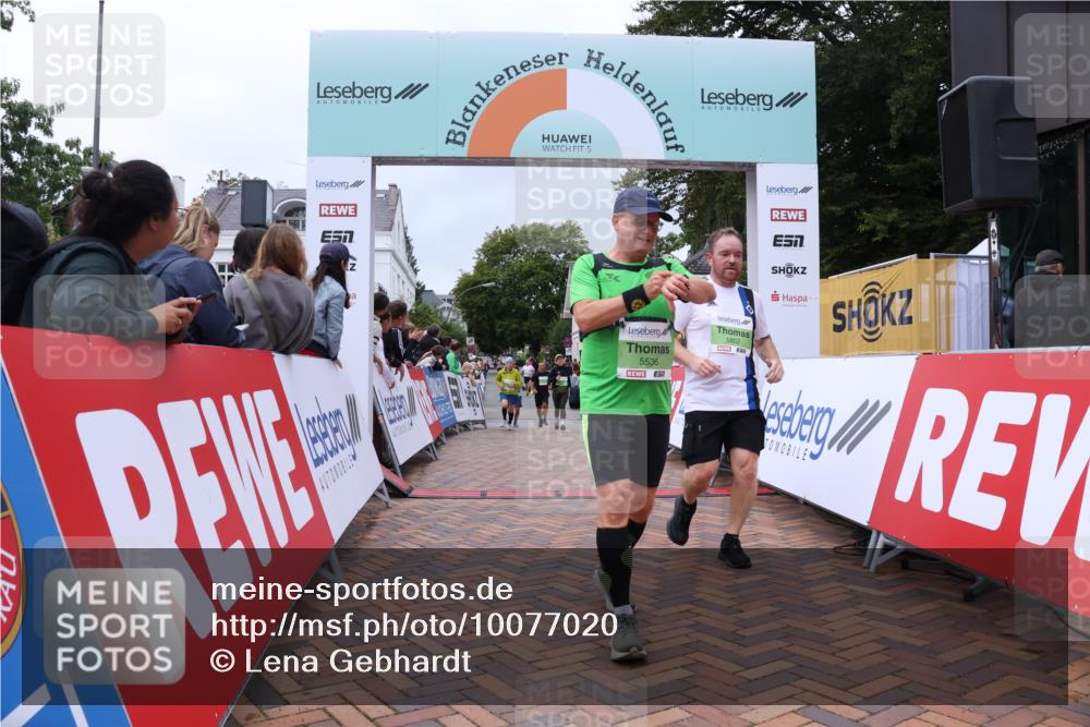 30.08.2026 - Blankeneser Heldenlauf Lena Gebhardt http://msf.ph/oto/10077020 30.08.2026 10:34:56 Ziel 5052, 5096, 5246, 5536, 5802 meine-sportfotos.de