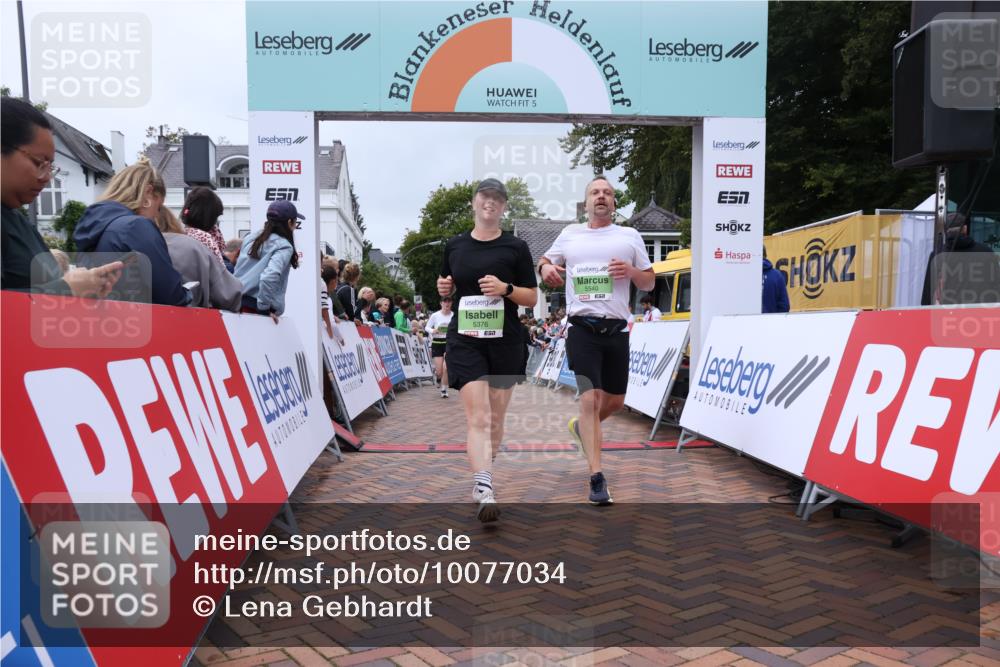 30.08.2026 - Blankeneser Heldenlauf Lena Gebhardt http://msf.ph/oto/10077034 30.08.2026 10:35:08 Ziel 5052, 5096, 5298, 5376, 5380, 5540, 5694, 5732, 5736, 5737 meine-sportfotos.de