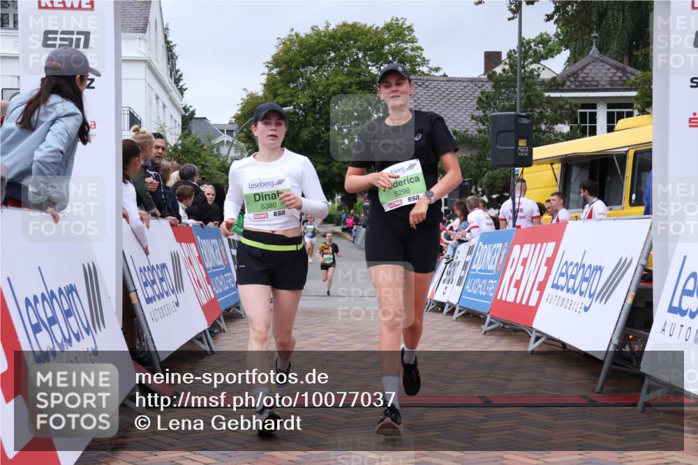 30.08.2026 - Blankeneser Heldenlauf Lena Gebhardt http://msf.ph/oto/10077037 30.08.2026 10:35:10 Ziel 5298, 5376, 5380, 5540, 5694, 5732 meine-sportfotos.de