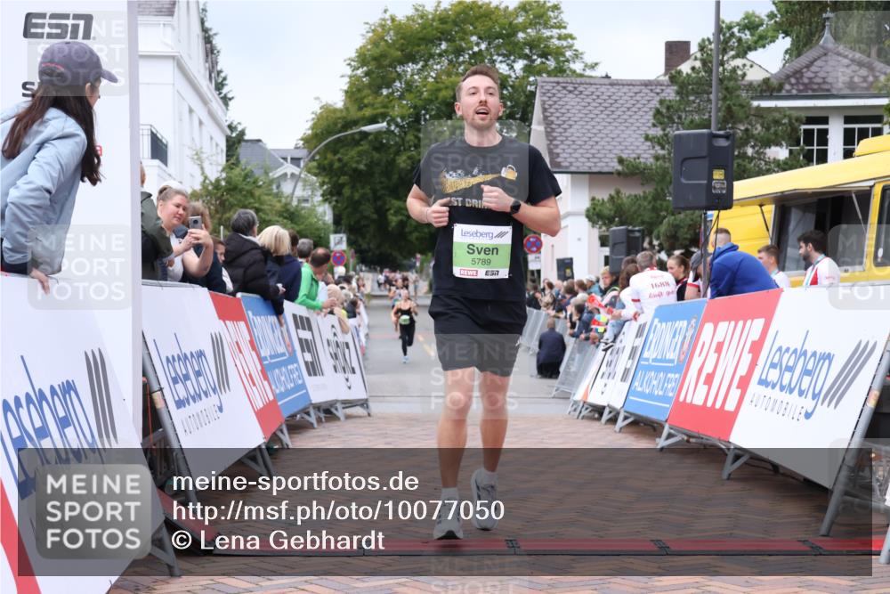 30.08.2026 - Blankeneser Heldenlauf Lena Gebhardt http://msf.ph/oto/10077050 30.08.2026 10:35:25 Ziel 5017, 5387, 5789 meine-sportfotos.de