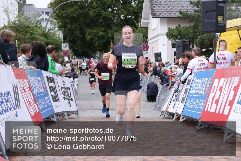 30.08.2026 - Blankeneser Heldenlauf Lena Gebhardt http://msf.ph/oto/10077075 30.08.2026 10:35:57 Ziel 5564, 5764, 5818 meine-sportfotos.de