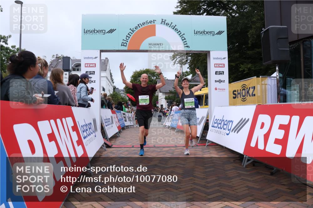 30.08.2026 - Blankeneser Heldenlauf Lena Gebhardt http://msf.ph/oto/10077080 30.08.2026 10:36:02 Ziel 5165, 5189, 5818 meine-sportfotos.de