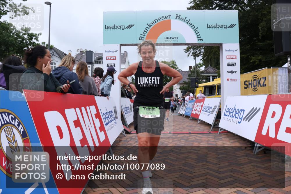 30.08.2026 - Blankeneser Heldenlauf Lena Gebhardt http://msf.ph/oto/10077089 30.08.2026 10:36:09 Ziel 5092, 5165, 5189, 5425, 5435, 5699 meine-sportfotos.de