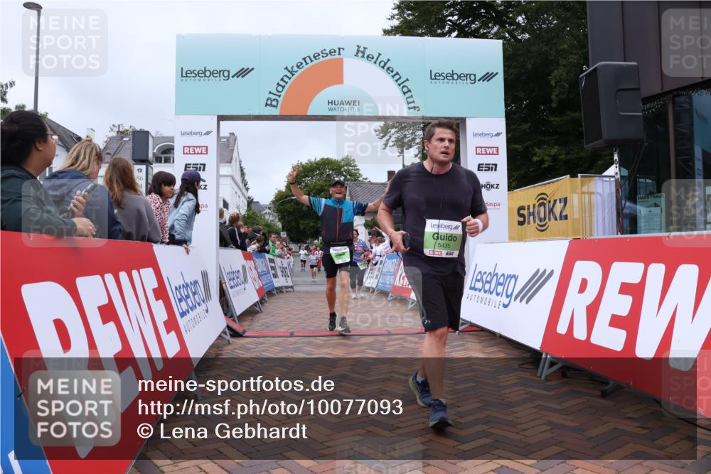 30.08.2026 - Blankeneser Heldenlauf Lena Gebhardt http://msf.ph/oto/10077093 30.08.2026 10:36:13 Ziel 5092, 5117, 5425, 5435, 5699 meine-sportfotos.de