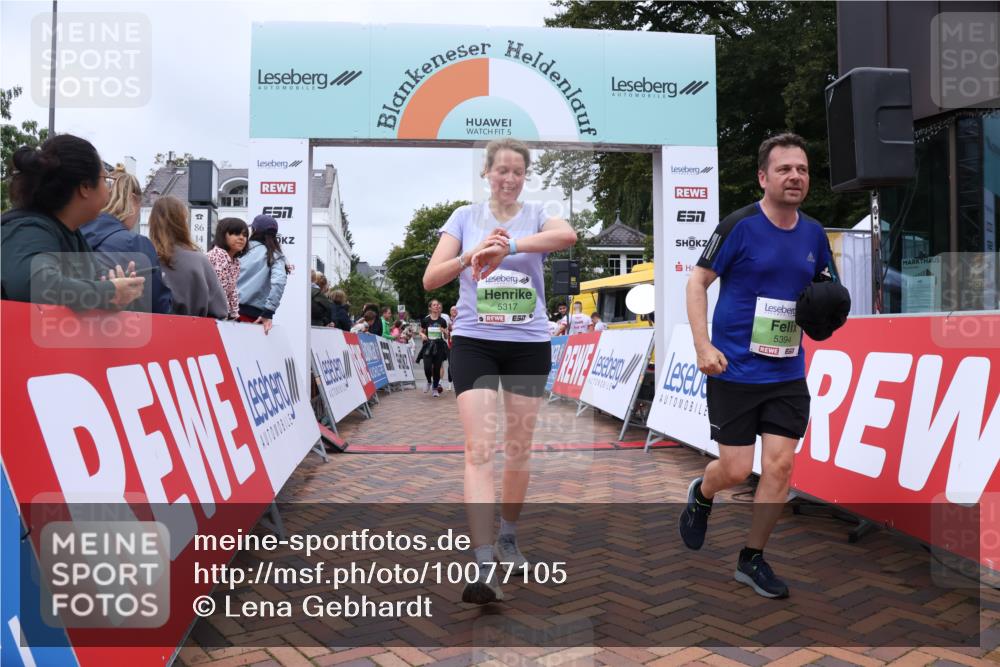 30.08.2026 - Blankeneser Heldenlauf Lena Gebhardt http://msf.ph/oto/10077105 30.08.2026 10:36:22 Ziel 5117, 5317, 5394, 5479, 5580, 5582, 5654, 5815 meine-sportfotos.de