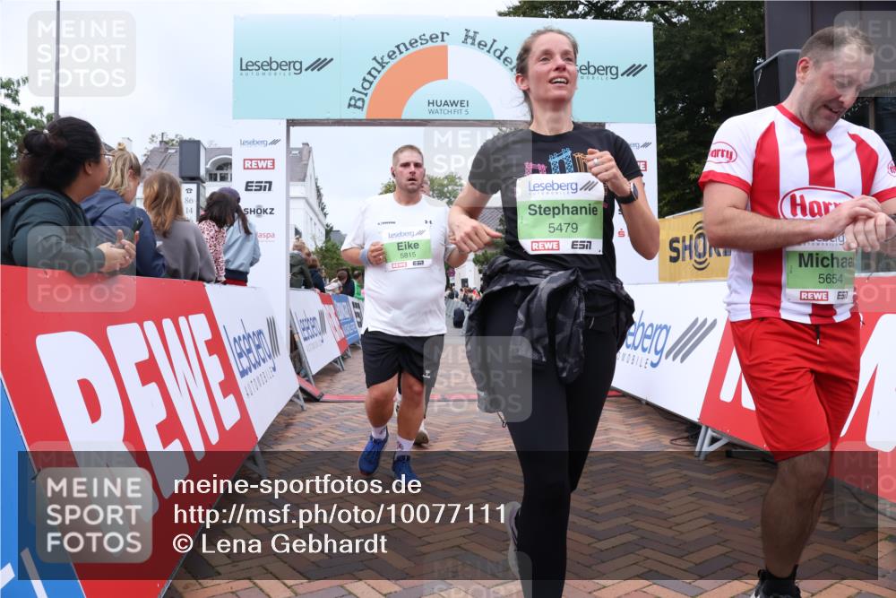 30.08.2026 - Blankeneser Heldenlauf Lena Gebhardt http://msf.ph/oto/10077111 30.08.2026 10:36:27 Ziel 5183, 5317, 5394, 5479, 5580, 5582, 5654, 5815 meine-sportfotos.de