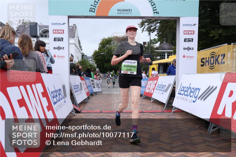 30.08.2026 - Blankeneser Heldenlauf Lena Gebhardt http://msf.ph/oto/10077117 30.08.2026 10:36:31 Ziel 5183, 5479, 5580, 5582, 5654, 5815 meine-sportfotos.de