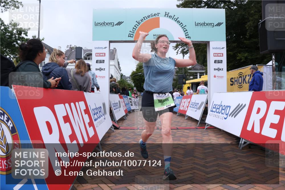 30.08.2026 - Blankeneser Heldenlauf Lena Gebhardt http://msf.ph/oto/10077124 30.08.2026 10:36:39 Ziel 5077, 5264 meine-sportfotos.de