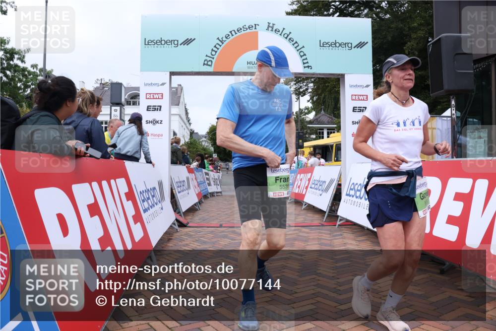 30.08.2026 - Blankeneser Heldenlauf Lena Gebhardt http://msf.ph/oto/10077144 30.08.2026 10:37:02 Ziel 5013, 5359, 5538, 5539 meine-sportfotos.de