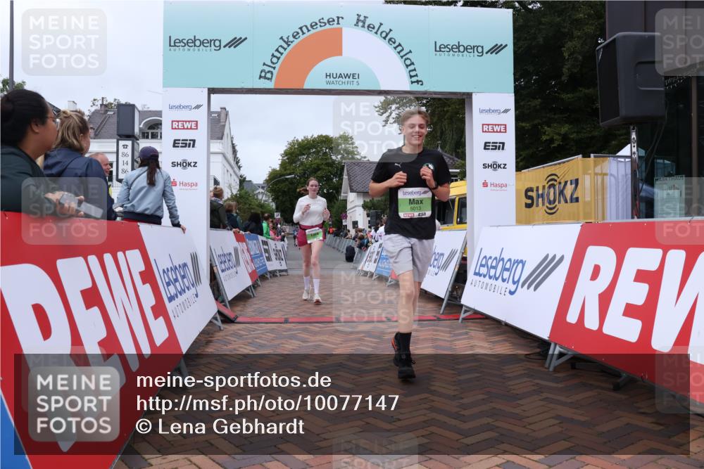 30.08.2026 - Blankeneser Heldenlauf Lena Gebhardt http://msf.ph/oto/10077147 30.08.2026 10:37:06 Ziel 5013, 5306, 5538, 5539 meine-sportfotos.de