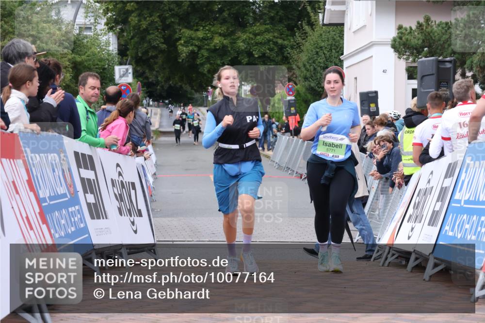 30.08.2026 - Blankeneser Heldenlauf Lena Gebhardt http://msf.ph/oto/10077164 30.08.2026 10:37:26 Ziel 5241, 5771, 5790 meine-sportfotos.de