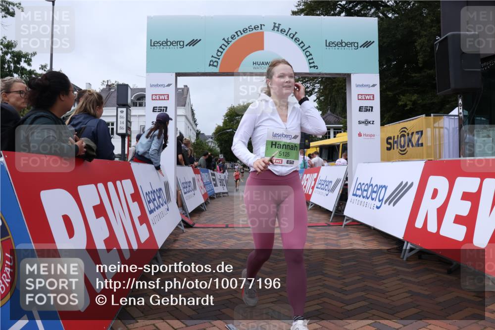 30.08.2026 - Blankeneser Heldenlauf Lena Gebhardt http://msf.ph/oto/10077196 30.08.2026 10:38:17 Ziel 5125 meine-sportfotos.de