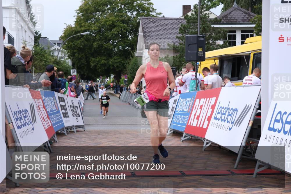 30.08.2026 - Blankeneser Heldenlauf Lena Gebhardt http://msf.ph/oto/10077200 30.08.2026 10:38:23 Ziel 5125, 5127 meine-sportfotos.de