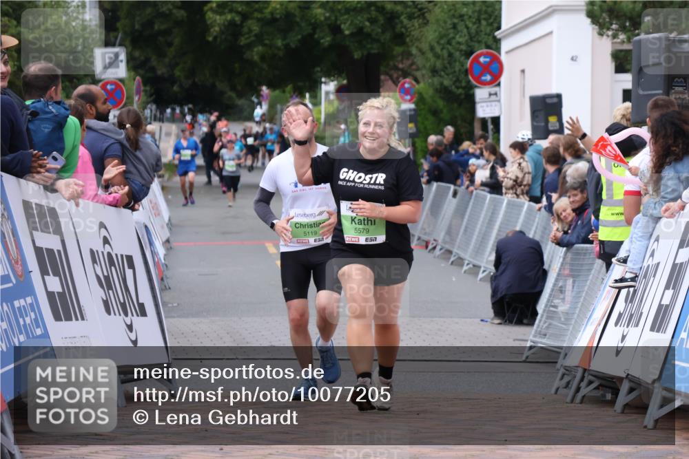 30.08.2026 - Blankeneser Heldenlauf Lena Gebhardt http://msf.ph/oto/10077205 30.08.2026 10:38:28 Ziel 5127, 5579 meine-sportfotos.de