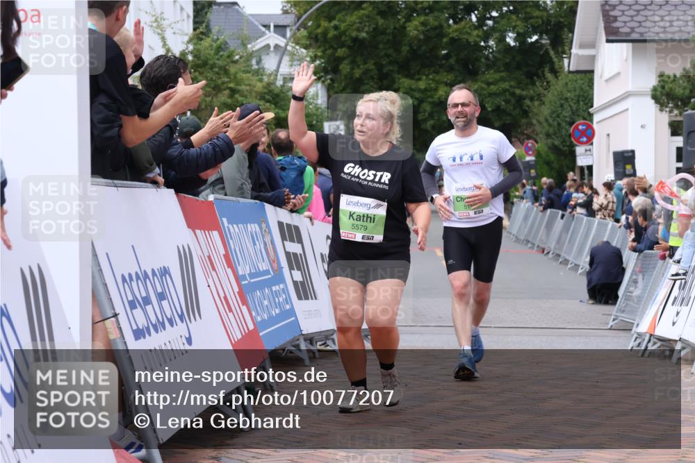 30.08.2026 - Blankeneser Heldenlauf Lena Gebhardt http://msf.ph/oto/10077207 30.08.2026 10:38:30 Ziel 5119, 5127, 5579 meine-sportfotos.de