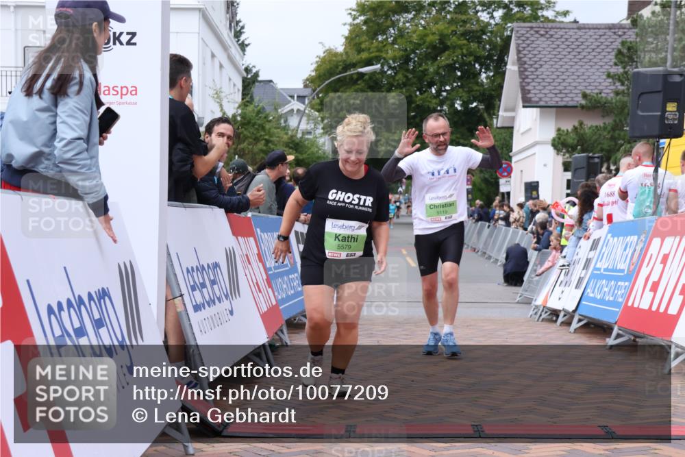 30.08.2026 - Blankeneser Heldenlauf Lena Gebhardt http://msf.ph/oto/10077209 30.08.2026 10:38:31 Ziel 5119, 5127, 5579 meine-sportfotos.de