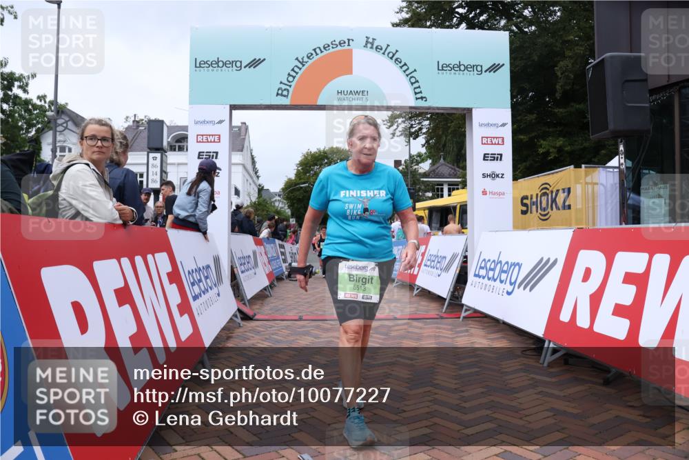 30.08.2026 - Blankeneser Heldenlauf Lena Gebhardt http://msf.ph/oto/10077227 30.08.2026 10:39:00 Ziel 5459, 5473, 5513, 5673, 5857 meine-sportfotos.de