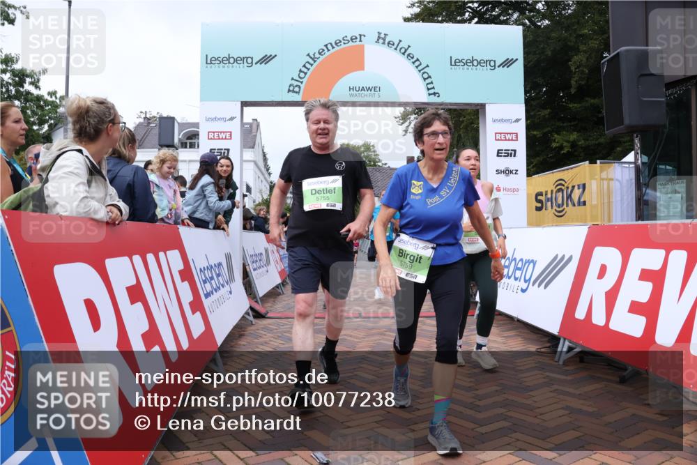 30.08.2026 - Blankeneser Heldenlauf Lena Gebhardt http://msf.ph/oto/10077238 30.08.2026 10:39:08 Ziel 5347, 5473, 5755, 5756, 5757, 5759 meine-sportfotos.de