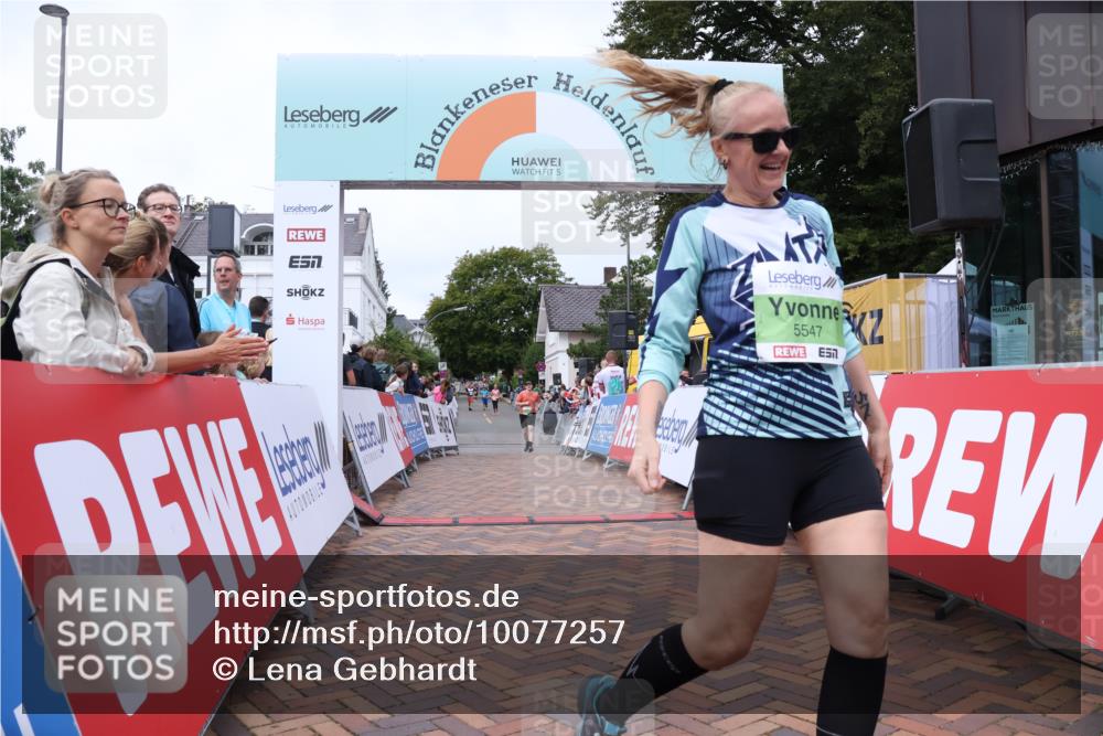 30.08.2026 - Blankeneser Heldenlauf Lena Gebhardt http://msf.ph/oto/10077257 30.08.2026 10:39:23 Ziel 5194, 5278, 5436, 5446, 5502, 5547, 5608 meine-sportfotos.de