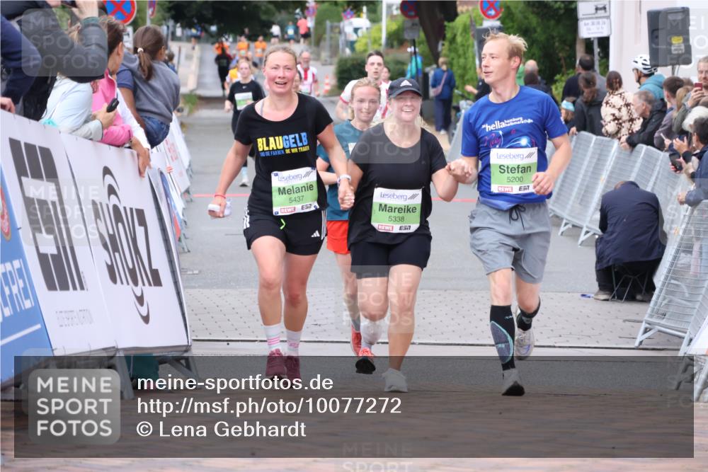 30.08.2026 - Blankeneser Heldenlauf Lena Gebhardt http://msf.ph/oto/10077272 30.08.2026 10:39:44 Ziel 5338, 5437, 5782, 5829, 5830 meine-sportfotos.de