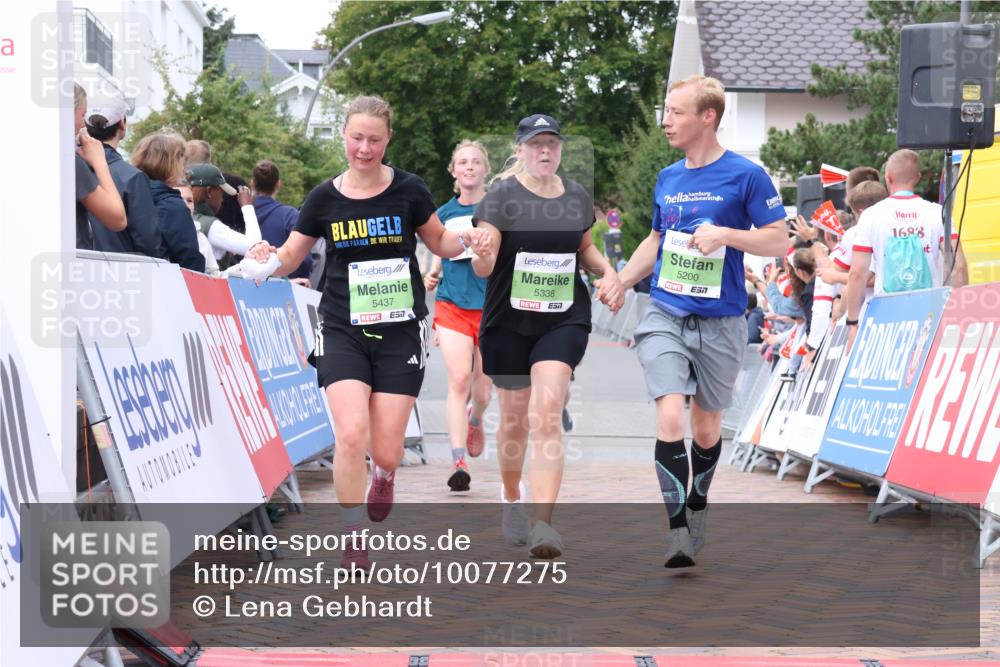 30.08.2026 - Blankeneser Heldenlauf Lena Gebhardt http://msf.ph/oto/10077275 30.08.2026 10:39:47 Ziel 5053, 5200, 5338, 5437, 5829, 5830 meine-sportfotos.de