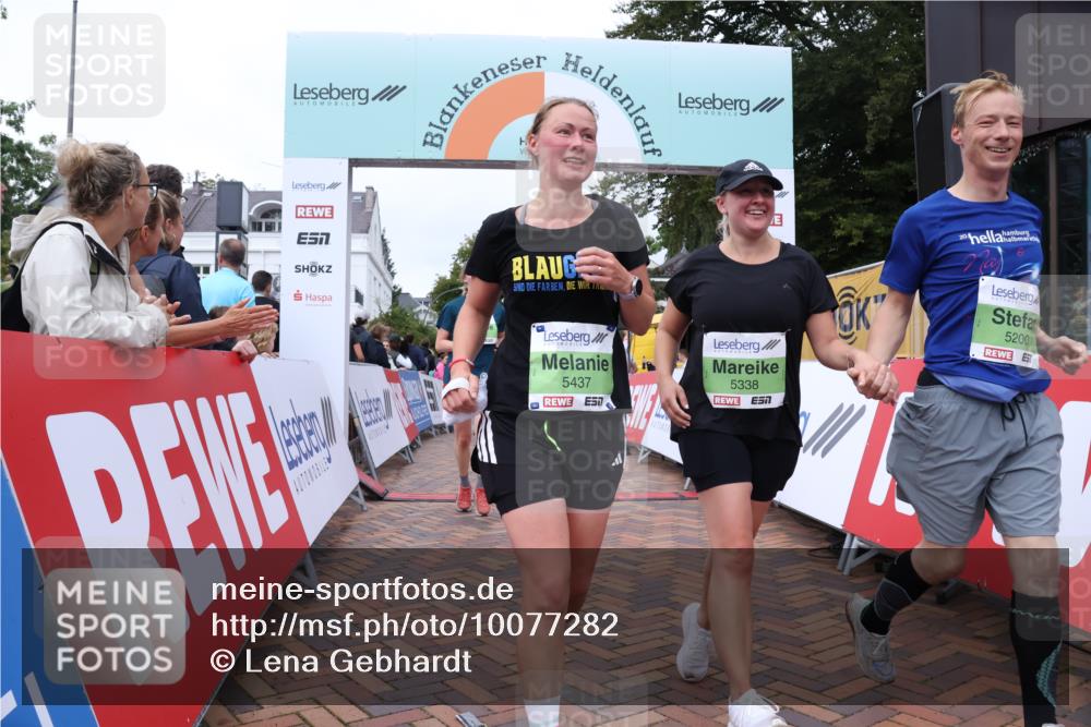 30.08.2026 - Blankeneser Heldenlauf Lena Gebhardt http://msf.ph/oto/10077282 30.08.2026 10:39:50 Ziel 5053, 5200, 5338, 5437, 5667, 5687 meine-sportfotos.de