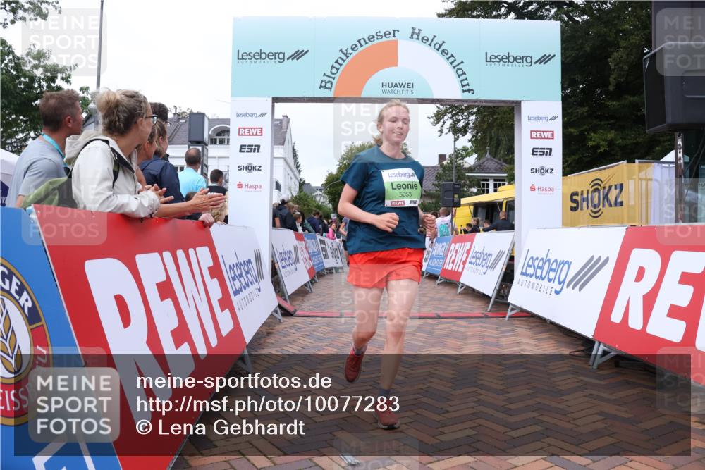 30.08.2026 - Blankeneser Heldenlauf Lena Gebhardt http://msf.ph/oto/10077283 30.08.2026 10:39:51 Ziel 5053, 5200, 5338, 5437, 5667, 5687 meine-sportfotos.de