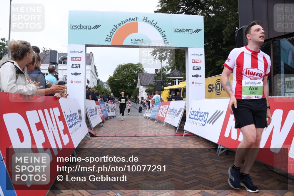 30.08.2026 - Blankeneser Heldenlauf Lena Gebhardt http://msf.ph/oto/10077291 30.08.2026 10:39:55 Ziel 5053, 5200, 5338, 5360, 5437, 5667, 5687 meine-sportfotos.de