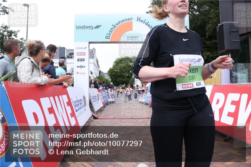 30.08.2026 - Blankeneser Heldenlauf Lena Gebhardt http://msf.ph/oto/10077297 30.08.2026 10:39:58 Ziel 5053, 5360, 5667, 5668, 5687 meine-sportfotos.de