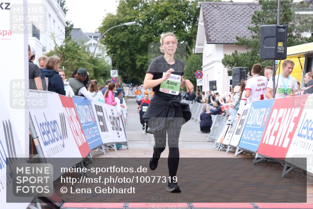 30.08.2026 - Blankeneser Heldenlauf Lena Gebhardt http://msf.ph/oto/10077319 30.08.2026 10:40:20 Ziel 5199, 5447 meine-sportfotos.de