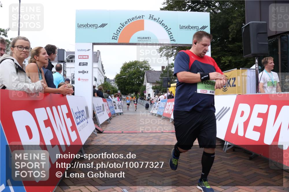 30.08.2026 - Blankeneser Heldenlauf Lena Gebhardt http://msf.ph/oto/10077327 30.08.2026 10:40:29 Ziel 5199, 5281 meine-sportfotos.de