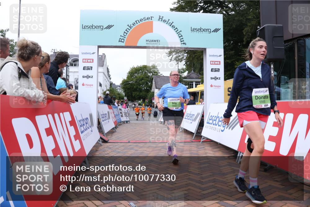 30.08.2026 - Blankeneser Heldenlauf Lena Gebhardt http://msf.ph/oto/10077330 30.08.2026 10:40:39 Ziel 5559, 5565 meine-sportfotos.de