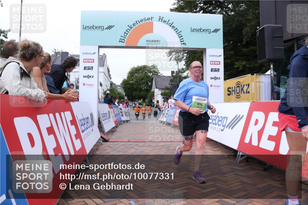 30.08.2026 - Blankeneser Heldenlauf Lena Gebhardt http://msf.ph/oto/10077331 30.08.2026 10:40:40 Ziel 5559, 5565 meine-sportfotos.de