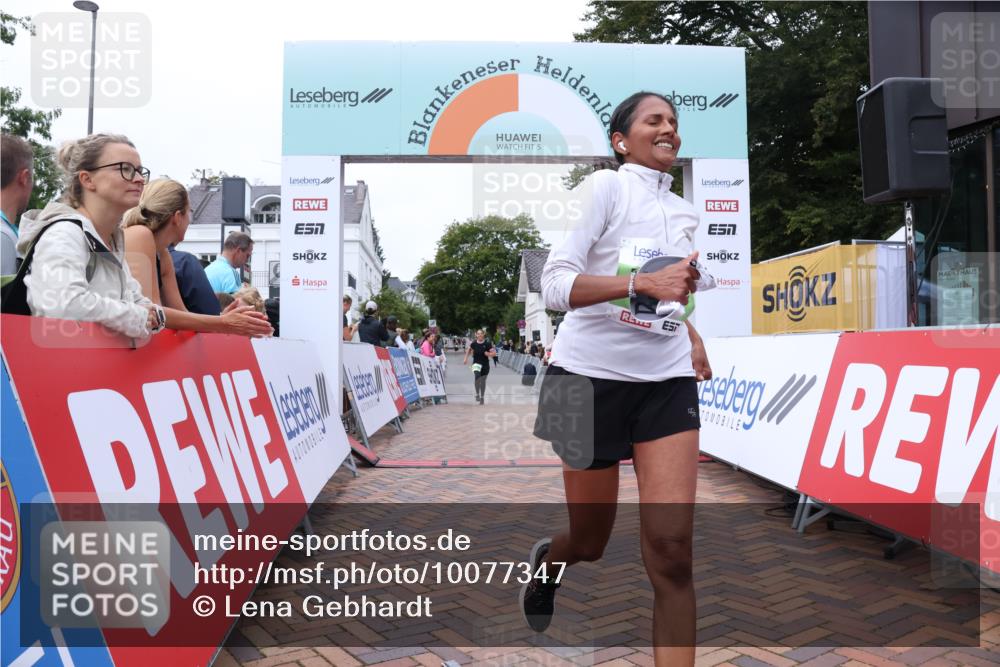 30.08.2026 - Blankeneser Heldenlauf Lena Gebhardt http://msf.ph/oto/10077347 30.08.2026 10:40:59 Ziel 5085 meine-sportfotos.de