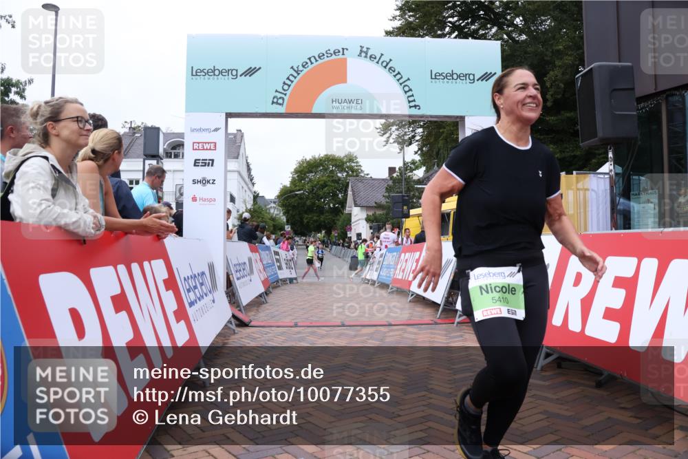 30.08.2026 - Blankeneser Heldenlauf Lena Gebhardt http://msf.ph/oto/10077355 30.08.2026 10:41:05 Ziel 5085, 5410 meine-sportfotos.de