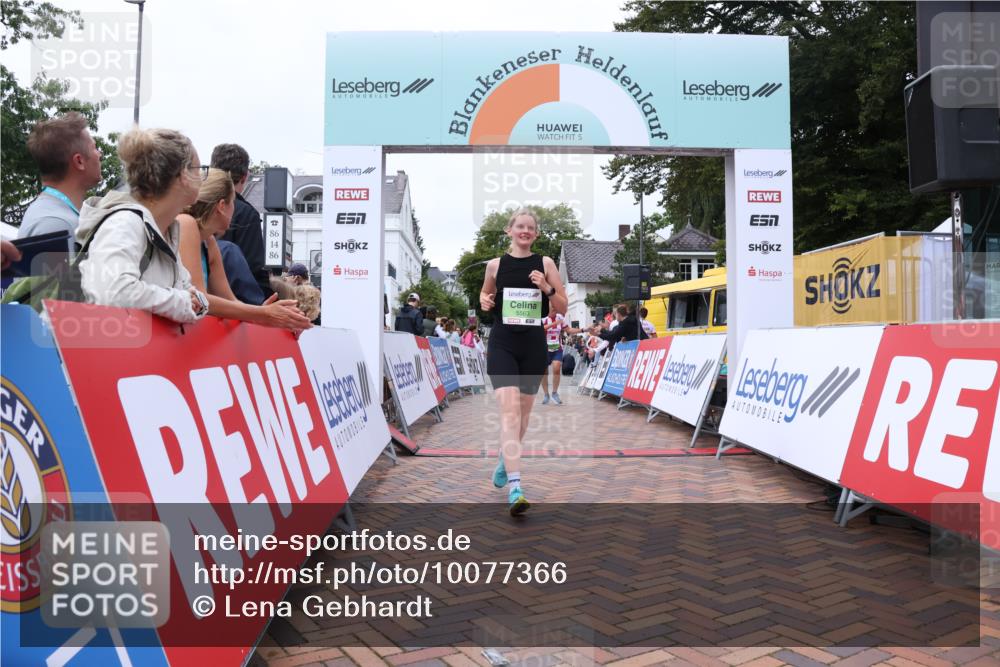 30.08.2026 - Blankeneser Heldenlauf Lena Gebhardt http://msf.ph/oto/10077366 30.08.2026 10:41:23 Ziel 5563, 5651 meine-sportfotos.de