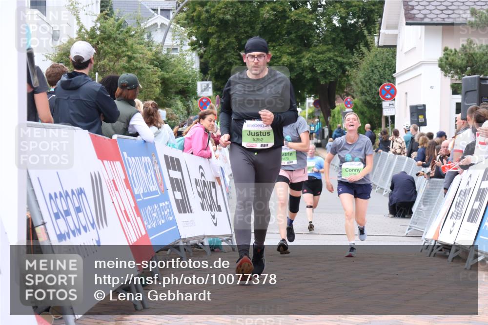 30.08.2026 - Blankeneser Heldenlauf Lena Gebhardt http://msf.ph/oto/10077378 30.08.2026 10:41:40 Ziel 5252, 5675, 5676 meine-sportfotos.de