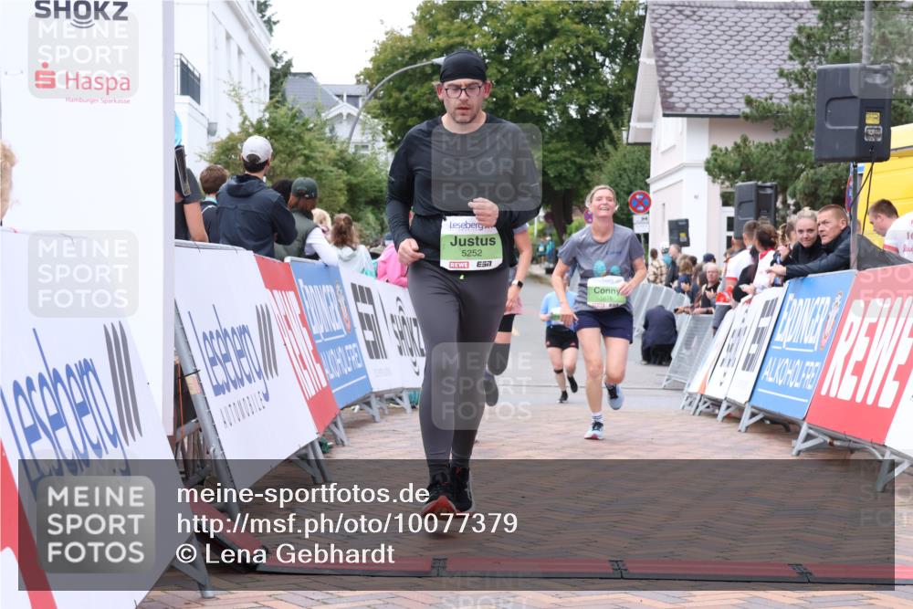 30.08.2026 - Blankeneser Heldenlauf Lena Gebhardt http://msf.ph/oto/10077379 30.08.2026 10:41:42 Ziel 5252, 5675, 5676 meine-sportfotos.de