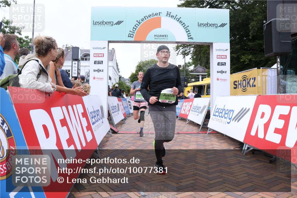 30.08.2026 - Blankeneser Heldenlauf Lena Gebhardt http://msf.ph/oto/10077381 30.08.2026 10:41:44 Ziel 5252, 5311, 5675, 5676 meine-sportfotos.de