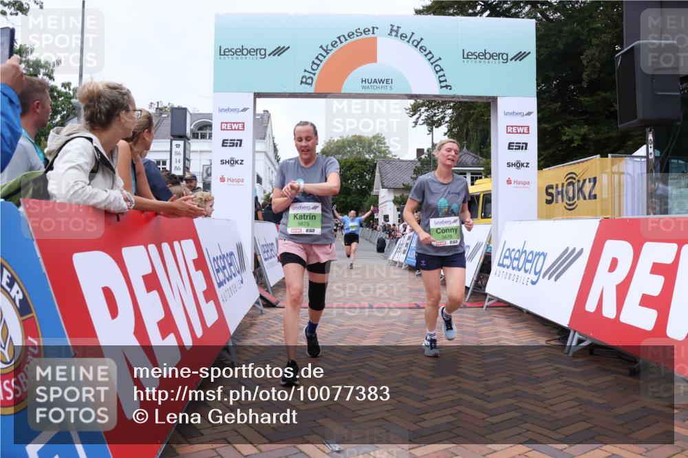30.08.2026 - Blankeneser Heldenlauf Lena Gebhardt http://msf.ph/oto/10077383 30.08.2026 10:41:45 Ziel 5252, 5311, 5675, 5676 meine-sportfotos.de