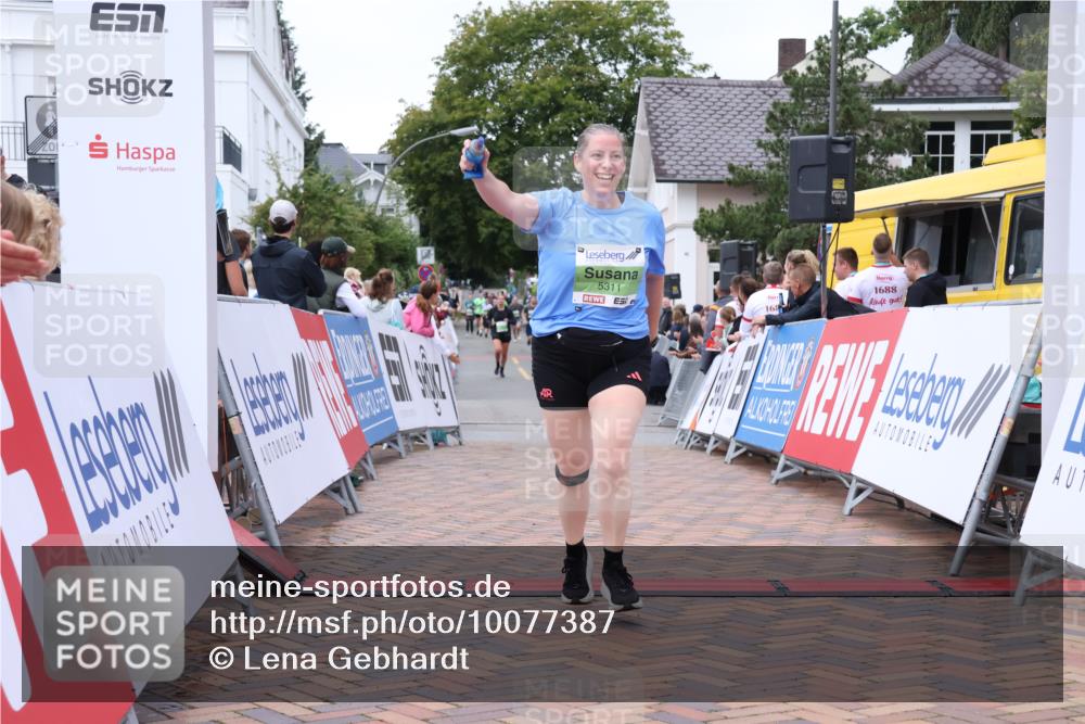 30.08.2026 - Blankeneser Heldenlauf Lena Gebhardt http://msf.ph/oto/10077387 30.08.2026 10:41:47 Ziel 5252, 5311, 5675, 5676 meine-sportfotos.de