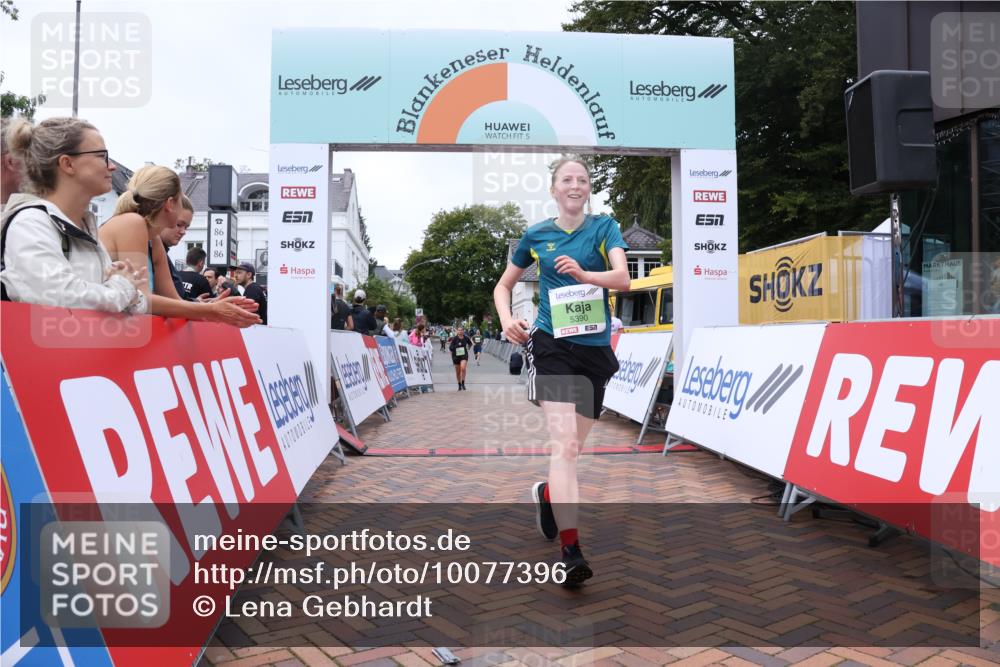 30.08.2026 - Blankeneser Heldenlauf Lena Gebhardt http://msf.ph/oto/10077396 30.08.2026 10:41:53 Ziel 5311, 5390 meine-sportfotos.de