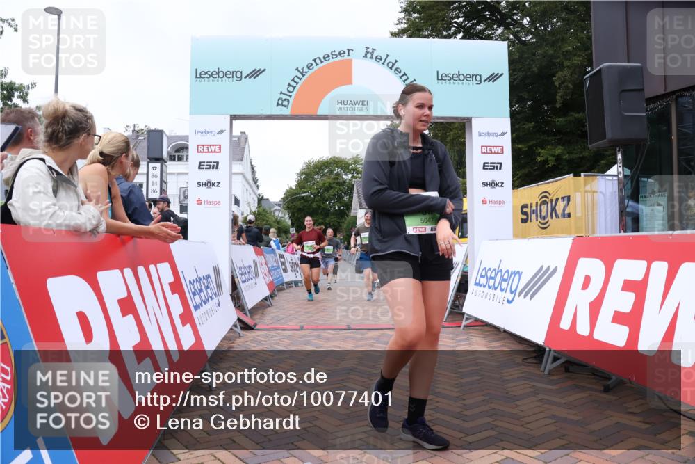 30.08.2026 - Blankeneser Heldenlauf Lena Gebhardt http://msf.ph/oto/10077401 30.08.2026 10:42:02 Ziel 5047, 5128, 5567, 5568 meine-sportfotos.de