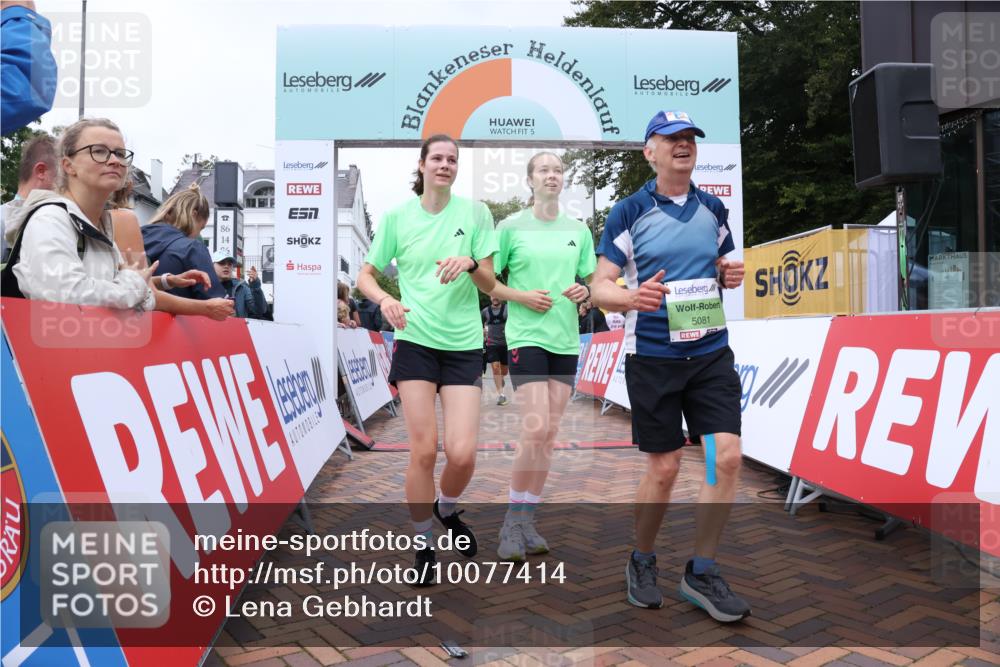 30.08.2026 - Blankeneser Heldenlauf Lena Gebhardt http://msf.ph/oto/10077414 30.08.2026 10:42:13 Ziel 5081, 5128, 5382, 5400, 5541, 5542, 5605 meine-sportfotos.de