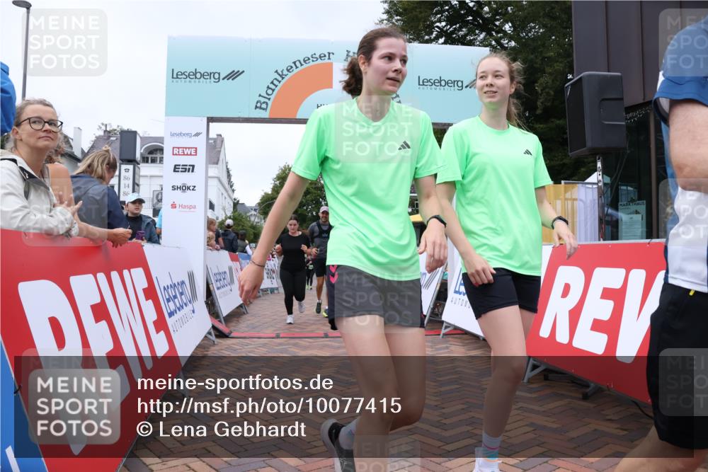 30.08.2026 - Blankeneser Heldenlauf Lena Gebhardt http://msf.ph/oto/10077415 30.08.2026 10:42:14 Ziel 5081, 5382, 5400, 5541, 5542, 5605 meine-sportfotos.de